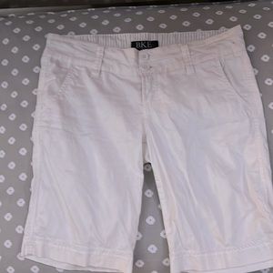 Bke size 30 Belle white shorts
